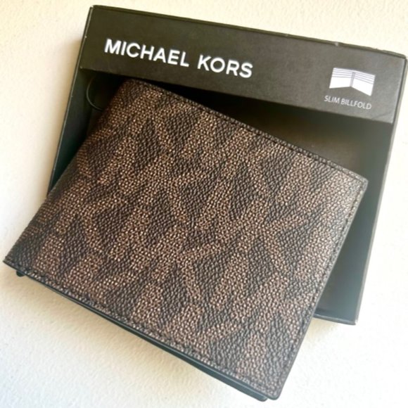 Michael Kors - Jet Set - Slim Billfold Wallet - Brown Logo - NEW!